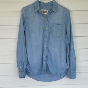 Mossimo Sm Light Blue Denim Button Down Shirt S Sm. Great condition